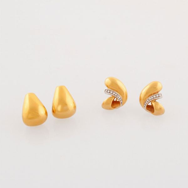 TWO PAIR OF DIAMOND AND GOLD EARRINGS