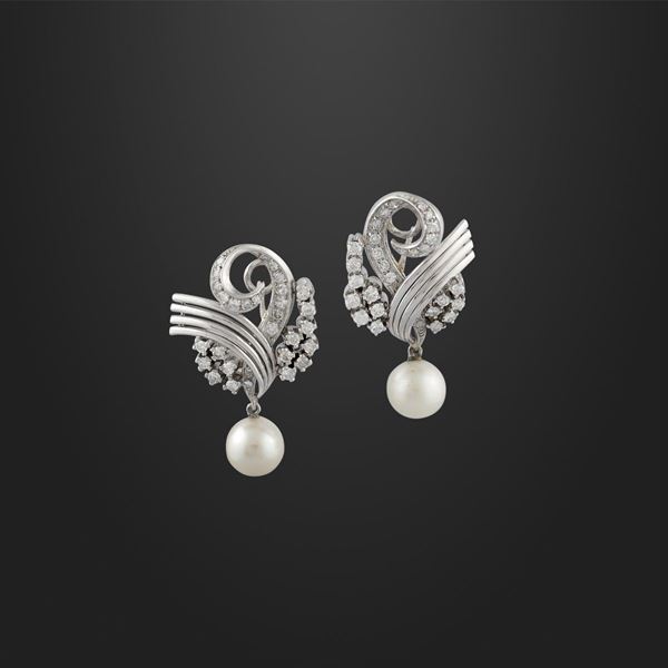 PAIR OF CULTURED PEARL, DIAMOND AND PLATINUM  - Auction Important Jewelry - Casa d'Aste International Art Sale
