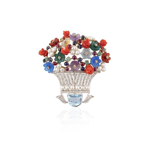 GEM SET, DIAMOND, FRESHWATER PEARL AND GOLD BROOCH