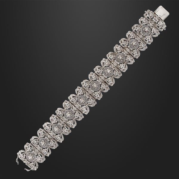DIAMOND AND GOLD BRACELET