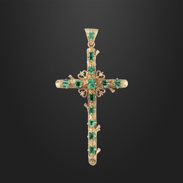 EMERALD AND GOLD PENDANT