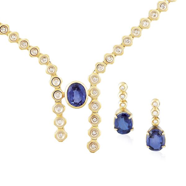 PAIR OF DIAMOND, SYNTHETIC SAPPHIRE AND GOLD EARRINGS AND NECKLACE