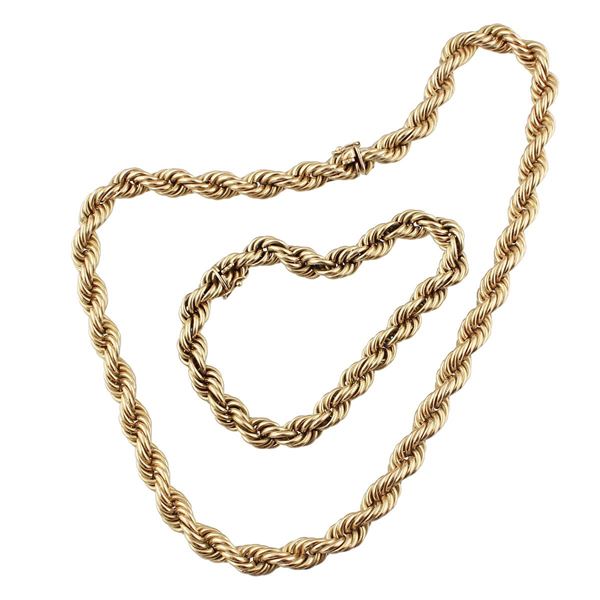 GOLD BRACELET AND NECKLACE