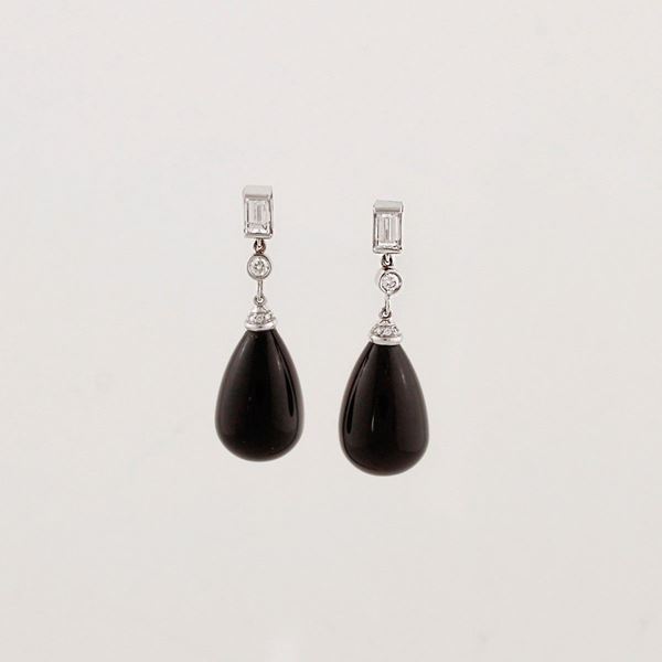 PAIR OF DIAMOND, ONYX AND GOLD EARRINGS  - Auction Jewelery, Watches and Silver - Casa d'Aste International Art Sale