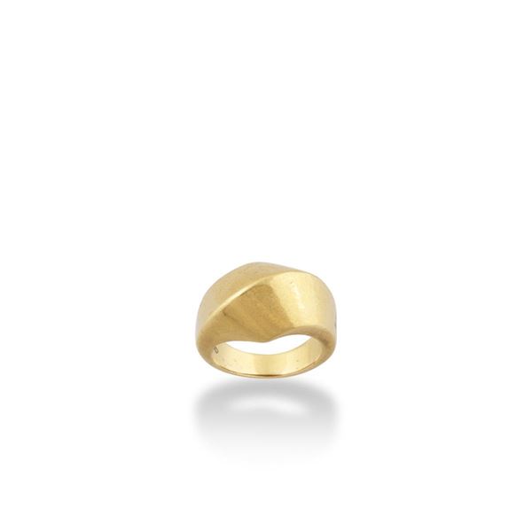 Pomellato : GOLD RING  - Auction Important Jewelry - Casa d'Aste International Art Sale