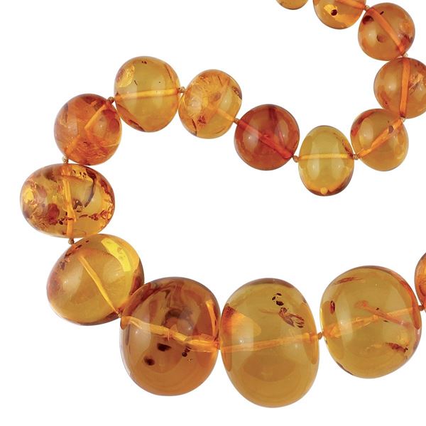AMBER NECKLACE