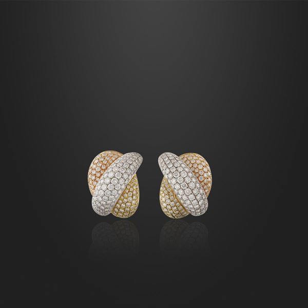 Damiani - PAIR OF DIAMOND AND GOLD EARRINGS