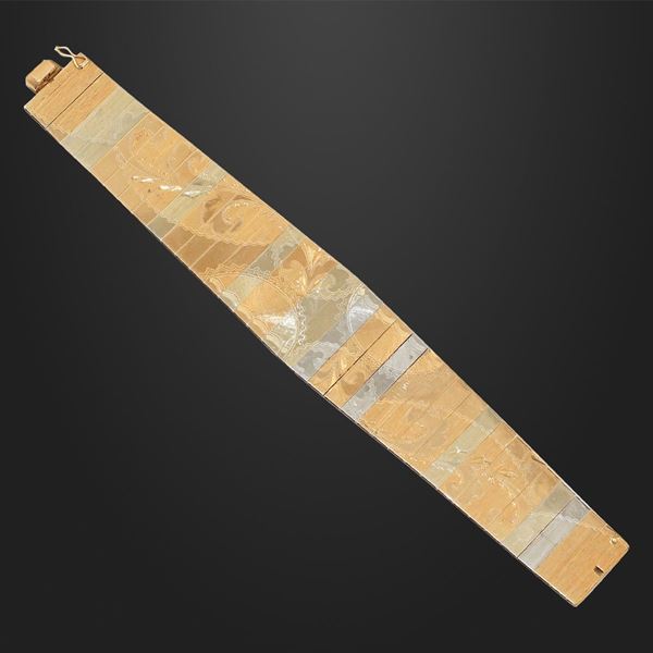 GOLD BRACELET