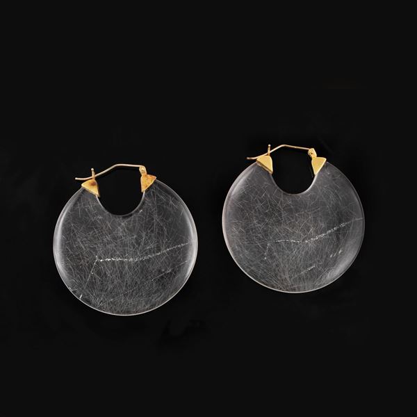 PAIR OF QUARTZ AND GOLD EARRINGS