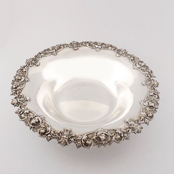 *STERLING CENTERPIECE, DANIEL LOW & CO.