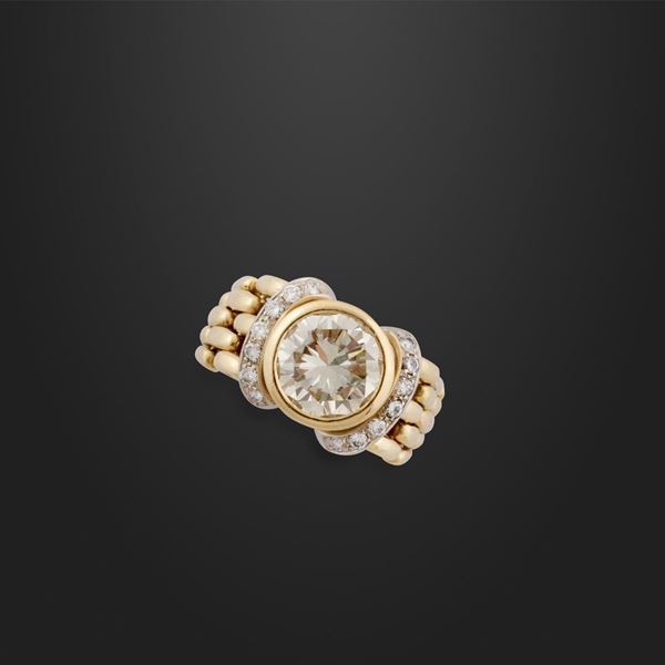DIAMOND AND GOLD RING