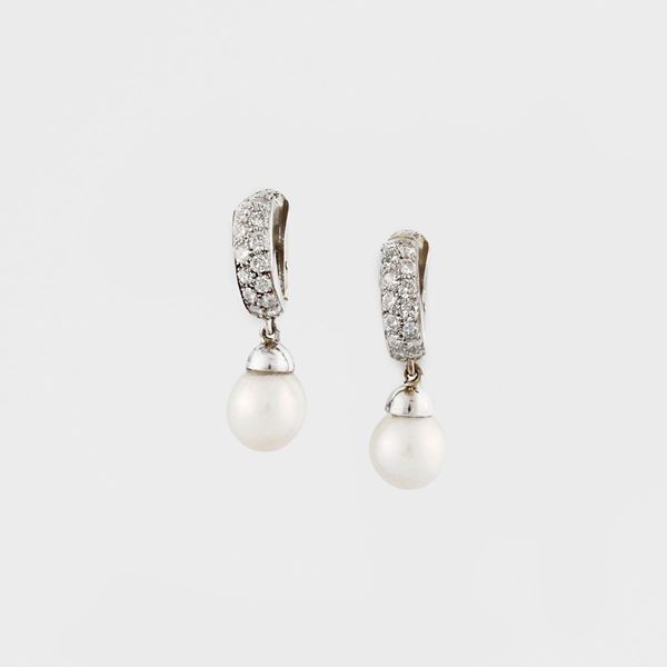 PAIR OF DIAMOND AND GOLD EARRINGS  - Auction Jewelery, Watches and Silver - Casa d'Aste International Art Sale
