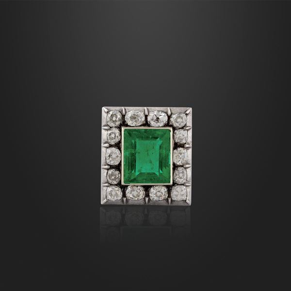 COLOMBIA EMERALD, DIAMOND, GOLD AND SILVER BROOCH