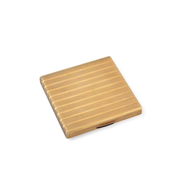 GOLD POWDER COMPACT