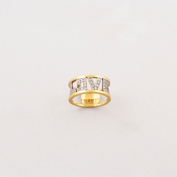 DIAMOND AND GOLD RING