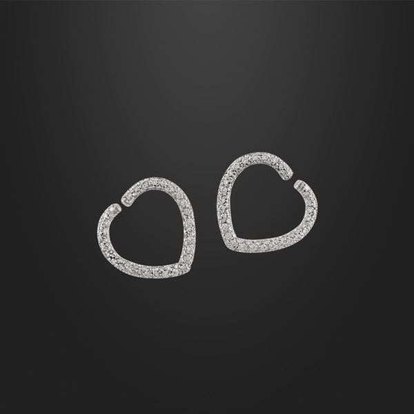 *PAIR OF DIAMOND AND GOLD EARRINGS