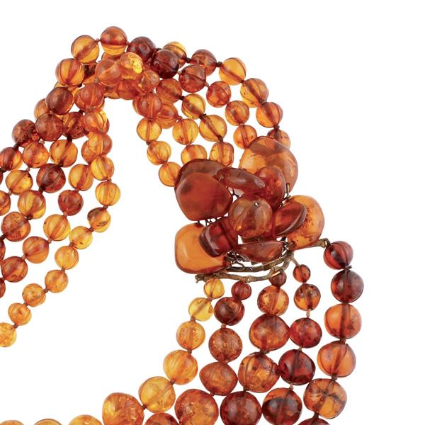 AMBER NECKLACE