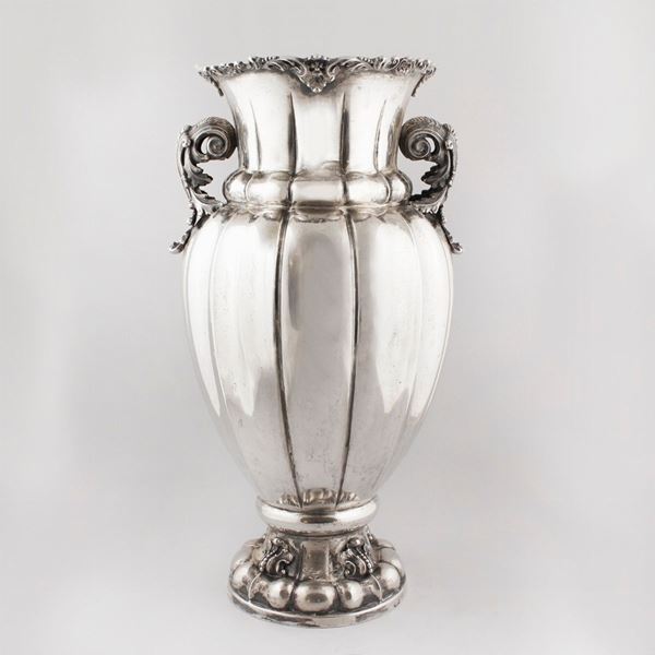 800 SILVER VASE  - Auction JEWELERY, WATCHES AND SILVER - Casa d'Aste International Art Sale