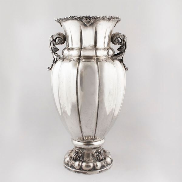 800 SILVER VASE