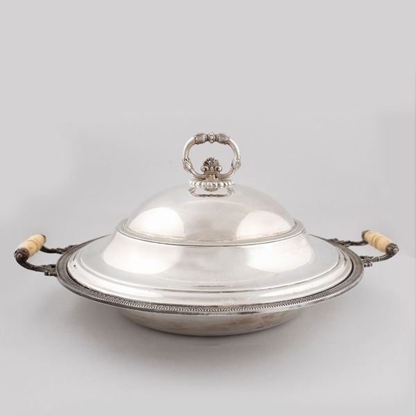 800 SILVER VEGETABLE POT WITH LID