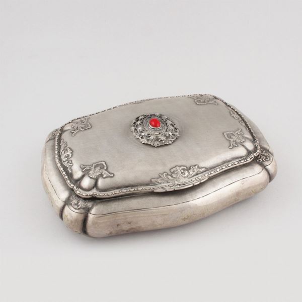 800 SILVER JEWELERY BOX WITH CARNELIAN  - Auction JEWELERY, WATCHES AND SILVER - Casa d'Aste International Art Sale