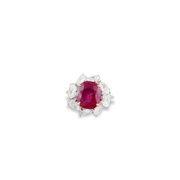 MYANMAR RUBY, DIAMOND AND PLATINUM RING
