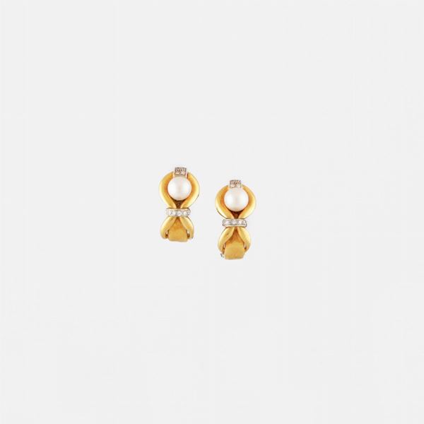 PAIR OF CULTURED PEARL, DIAMOND AND GOLD EARRINGS