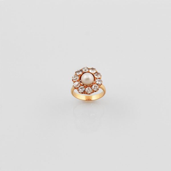 PEARL, DIAMOND AND GOLD RING