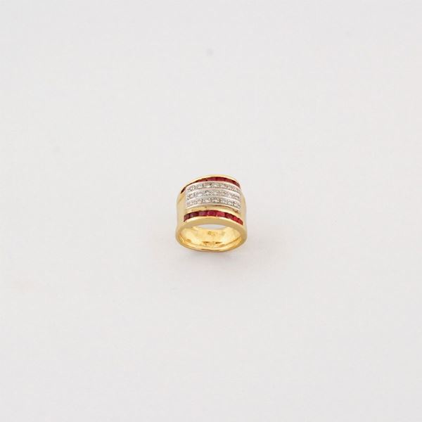 RUBY, DIAMOND AND GOLD RING