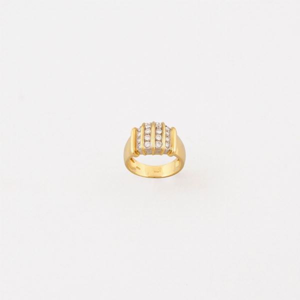 DIAMOND AND GOLD RING