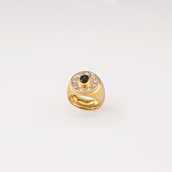 SAPPHIRE, DIAMOND AND GOLD RING