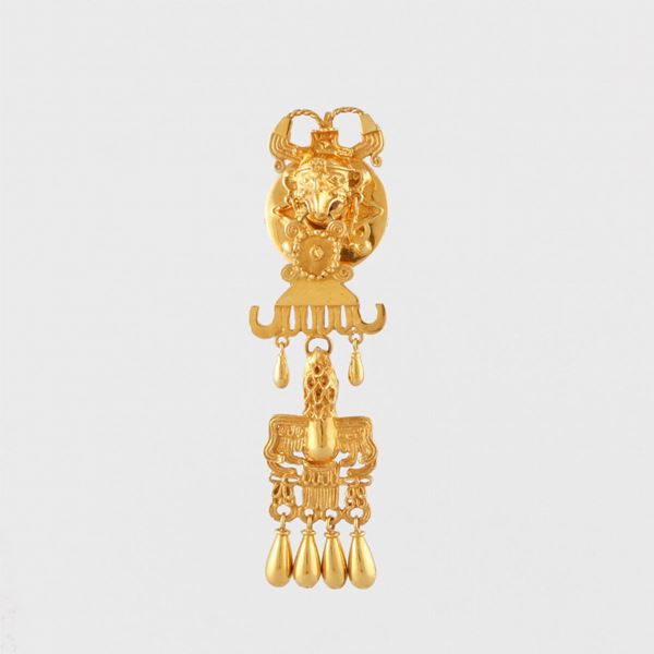 GOLD BROOCH-PENDANT
