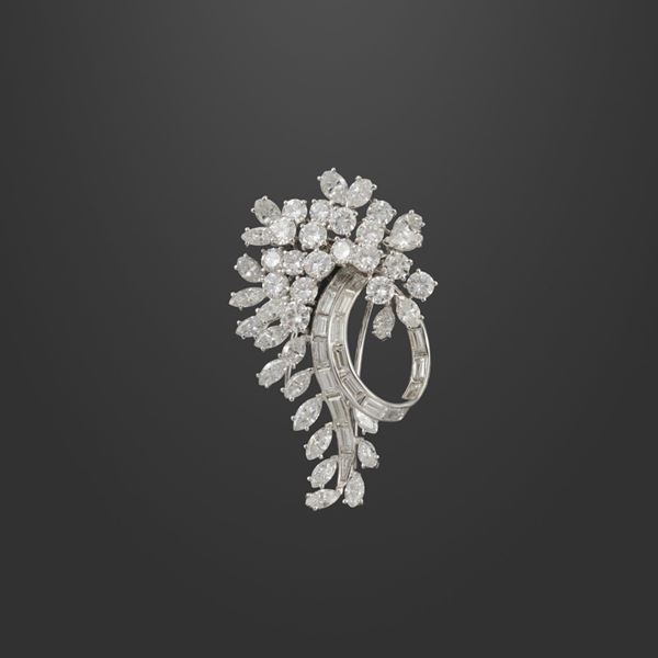DIAMOND AND PLATINUM BROOCH