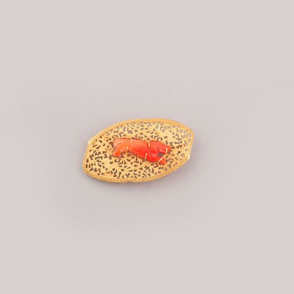 CORAL AND GOLD BROOCH