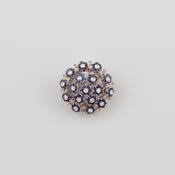 SAPPHIRE, DIAMOND AND GOLD BROOCH  - Auction JEWELERY, WATCHES AND SILVER - Casa d'Aste International Art Sale