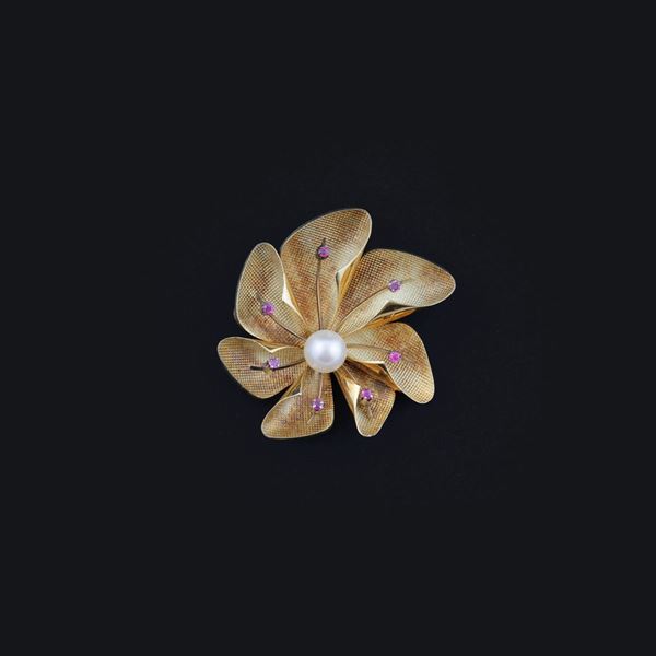 RUBY, CULTURED PEARL AND GOLD BROOCH