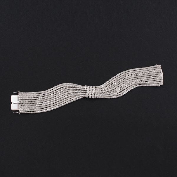 DIAMOND AND GOLD BRACELET