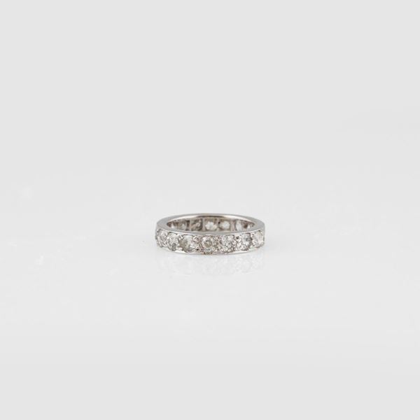 DIAMOND AND GOLD RING