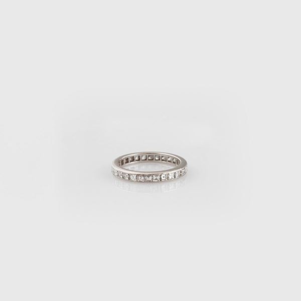 DIAMOND AND PLATINUM RING