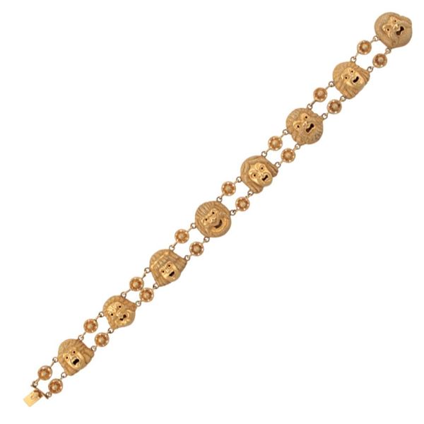 BRACELET