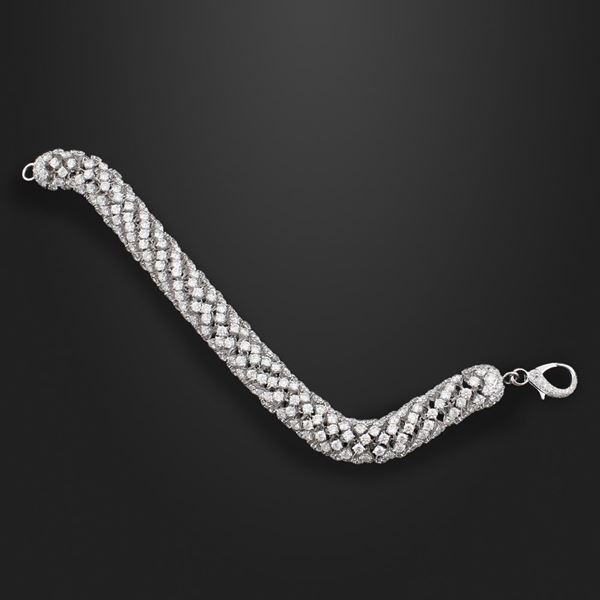 DIAMOND AND GOLD BRACELET