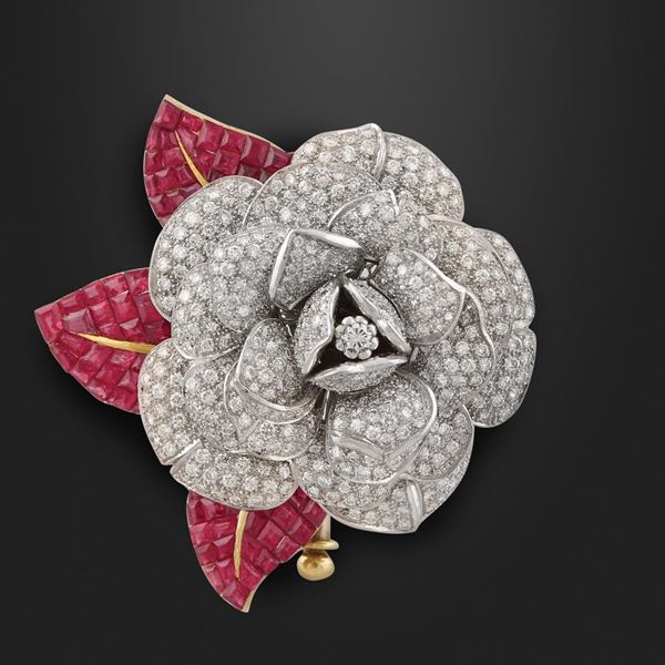 RUBY, DIAMOND AND GOLD BROOCH