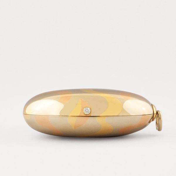 Bulgari - GOLD “POCHETTE” WITH DIAMOND BUTTON, “Melone”