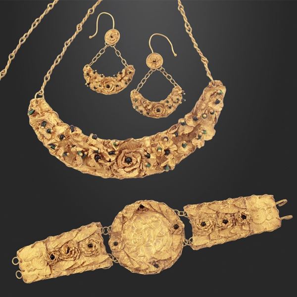 PARURE