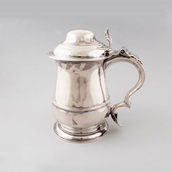 SILVER CHISELLED TANKARD, London  - Auction Timed Auction Jewelery , Watches and Silver - Casa d'Aste International Art Sale