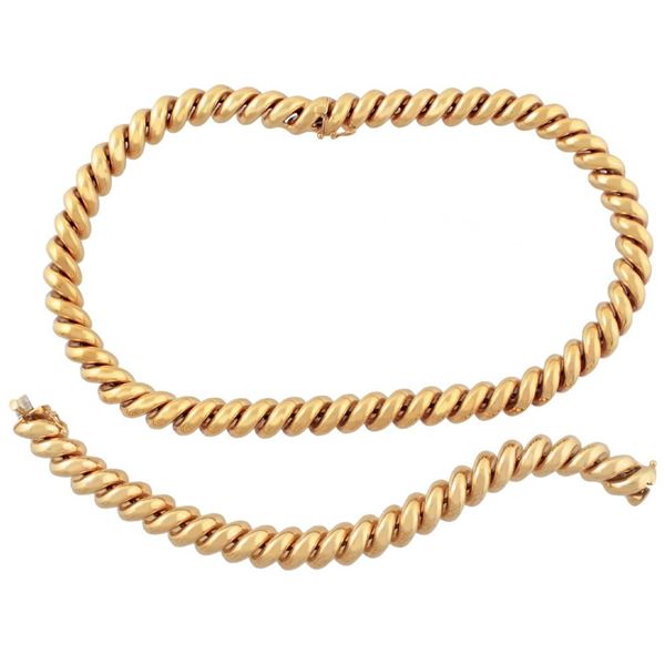 PARURE