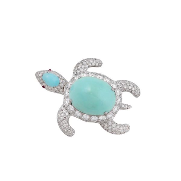 BROOCH