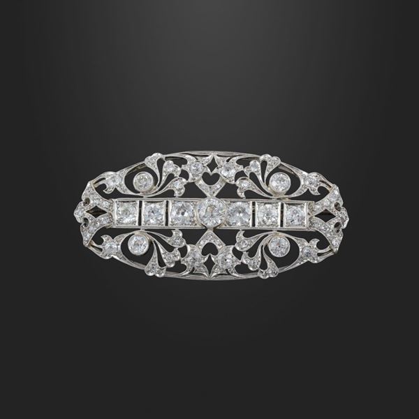 BROOCH