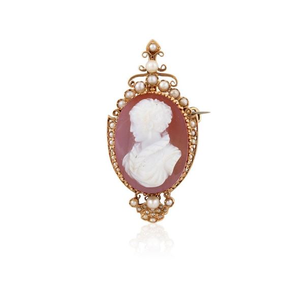 DOUBLE USE BROOCH-PENDANT