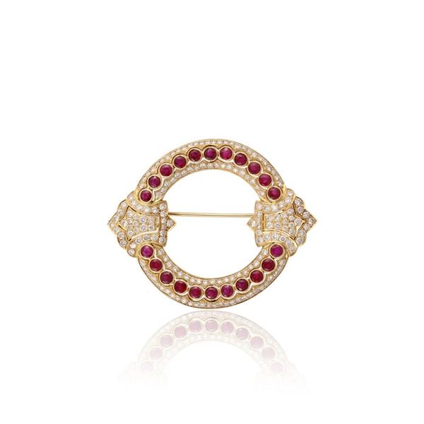 BROOCH